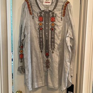 Johnny Was Biya soft grayish  green tunic medium new w tags